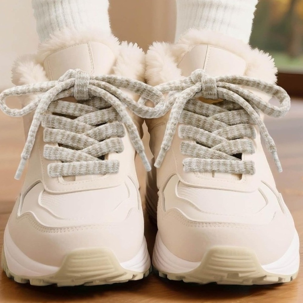 DELELE Pink White Striped Fuzzy Shoelaces Soft Plush Flannel Flat Laces 1 Pair - Picture 3 of 6